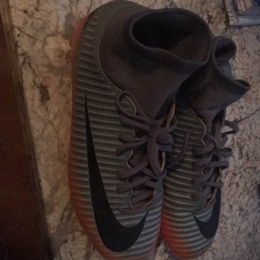 Cr7 cleats